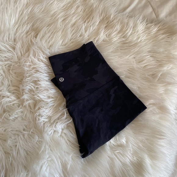 LULULEMON Align shorts 10”